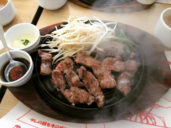 Kitchen Carne Shimbashi Ekimae